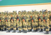 Qurolsiz saf usullari va harakatlari. Safda harakatlanish usullarini o‘rganishning ketma-ketligi. Qurolsiz saf usullari va harakatlari. Safda harakatlanish usullarini o‘rganishning ketma-ketligi.