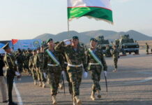 Saf tayyorgarligi jangovar tayyorgarlikning asosiy predmetlaridan biri sifatida. Saf tayyorgarligi jangovar tayyorgarlikning asosiy predmetlaridan biri sifatida.